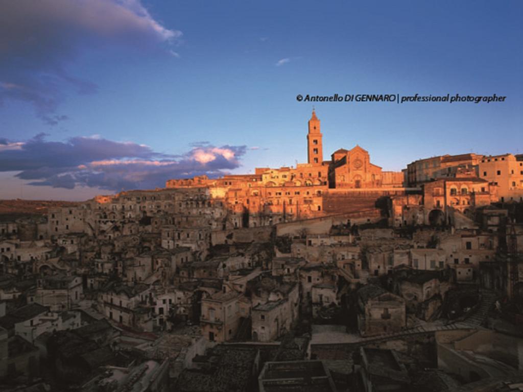 Labanca'S La Perla Dei Sassi Apartment Matera Bilik gambar